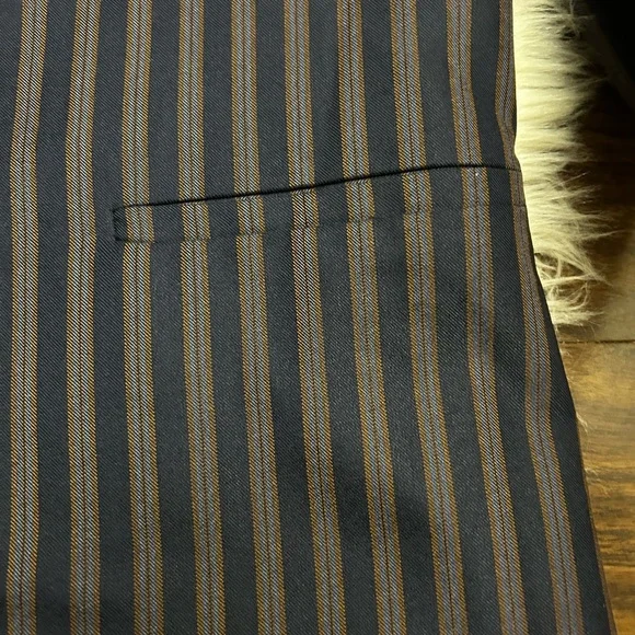 HEARTLOOM Striped Blazer - Picture 6 of 13